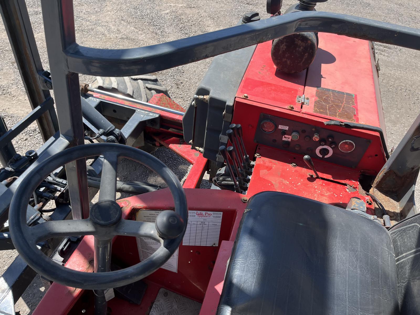 ./imagenes/INVOICE/2019/17233/MONTACARGAS MOFFETT M5500 (3).JPG